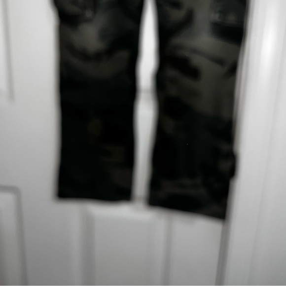 Wrangler Size 7 Regular Boys Green Cargo Camouflage Pants EUC - Picture 2 of 6